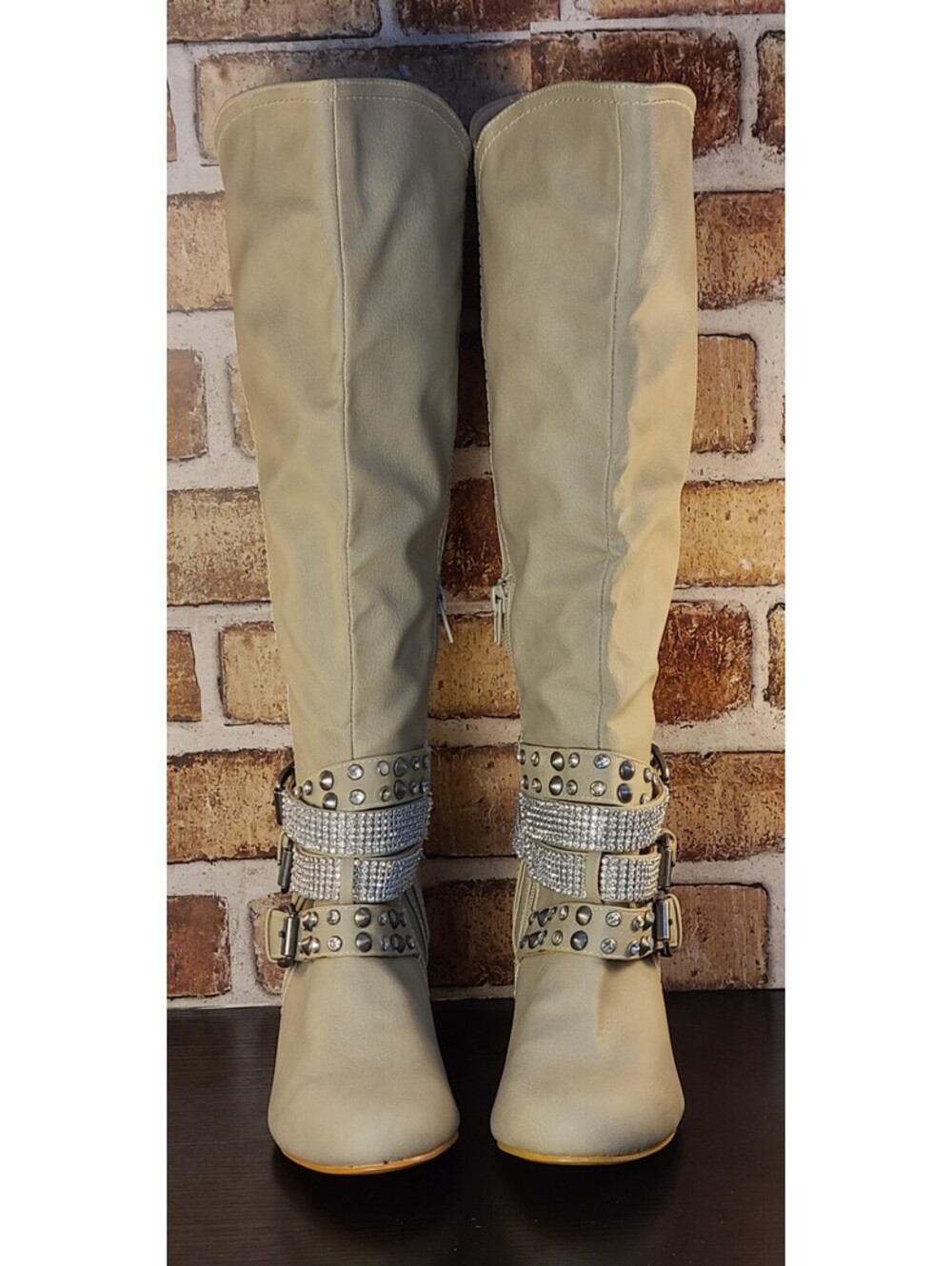 Not Rated Cocktail Queen Riding Boots Womens Sz 9 Beige Rhinestone Buckle Retro